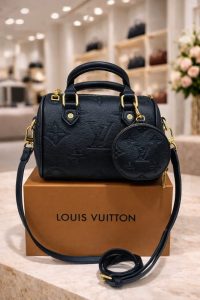 من أفخم الماركات العالمية حقيبة LOUIS VUITTON